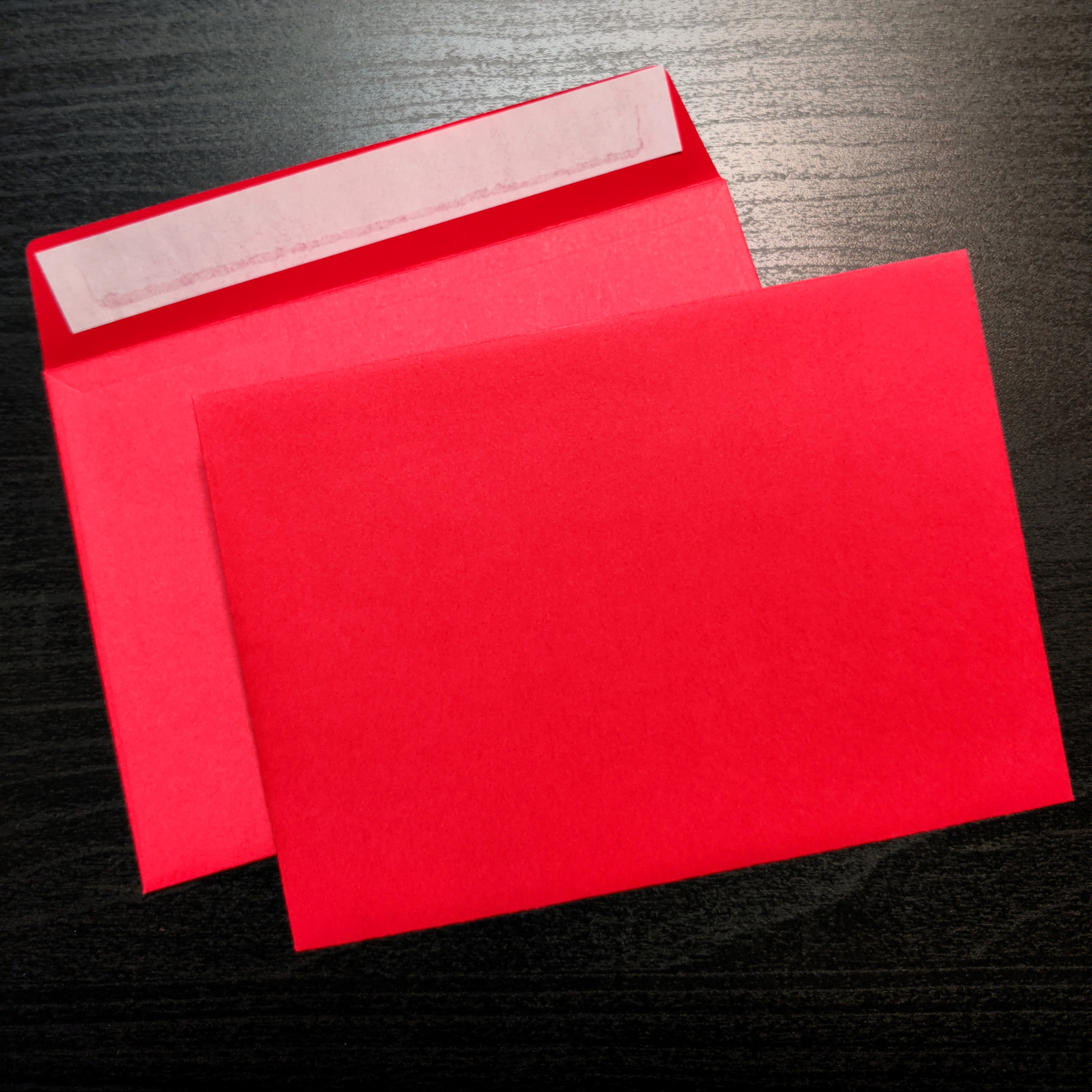 Красный конверт С6